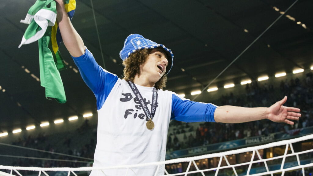 Vasco demonstra interesse em contratar David Luiz, ex-Flamengo