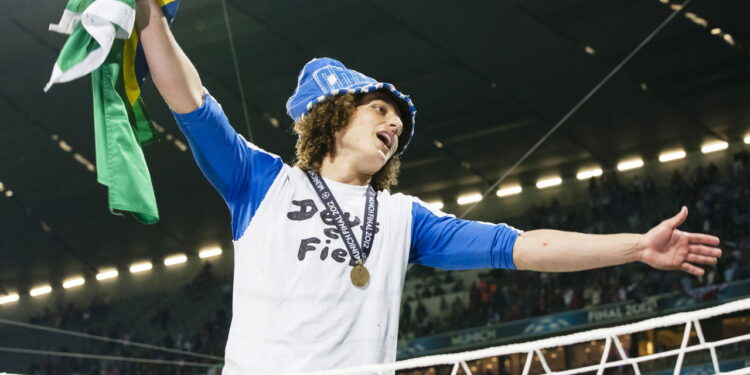 Vasco demonstra interesse em contratar David Luiz, ex-Flamengo