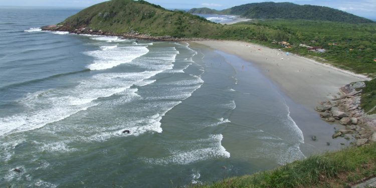 Ilha do Mel: Conheça o Paraíso Tropical no Paraná