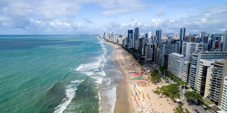 Cidade conhecida como “Veneza Brasileira” impressiona turistas