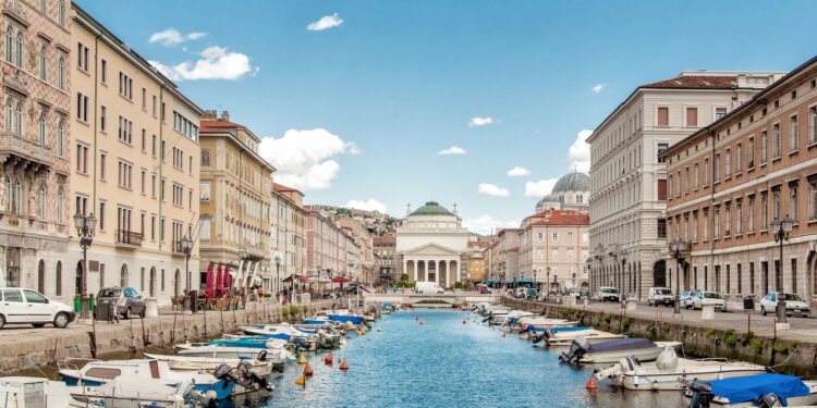 Conheça os melhores destinos turísticos para visitar em 2025