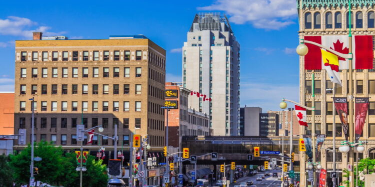 Conheça a elegante capital do Canadá que encanta em todas as estações