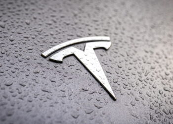 Novo carro da Tesla surpreende a todos! Conheça o Model Y