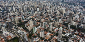 Quem tem 40 anos ou mais está animado para se mudar para essas 2 cidades