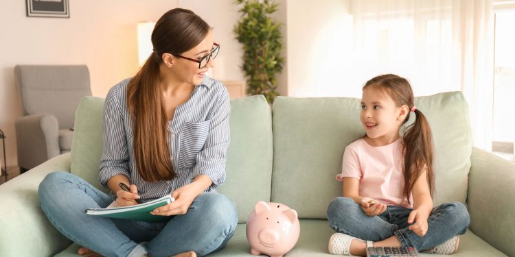 Entenda como o salário mínimo afeta o cálculo do Bolsa Família