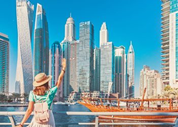 Dubai é o destino de luxo que muitos almejam! Passagens aéreas ida e volta por R$ 4,5 mil!