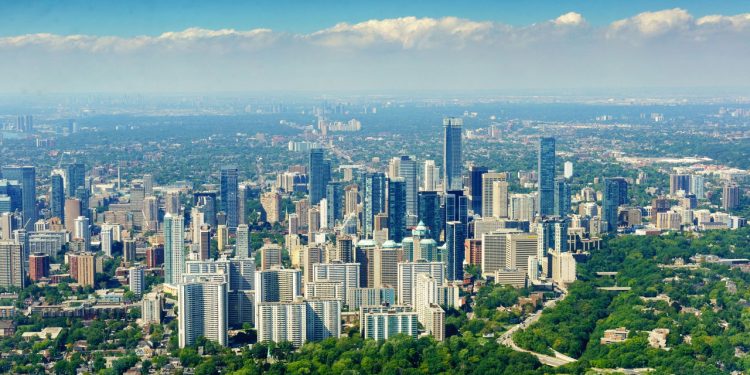 Essa cidade é chamada de Hollywood North e encanta visitantes de todo o mundo