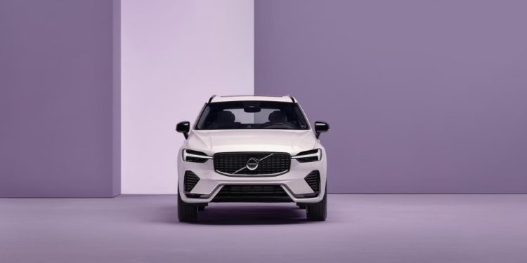 Volvo XC60 2025 as mudanças de design e tecnologia que você precisa conhecer!