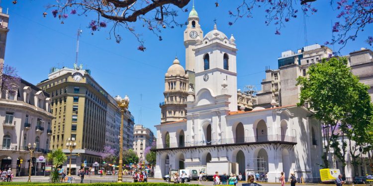 Passagens aéreas ida e volta para a Argentina por R$ 1.200! Uma boa pedida!
