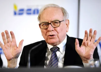 Berkshire Hathaway bate recorde de lucro e em impostos em 2024