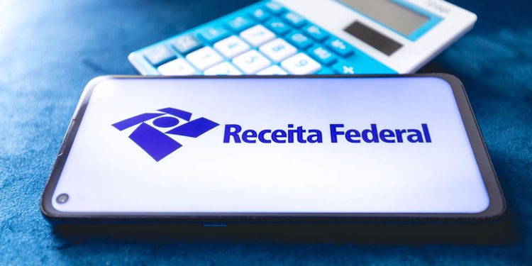 Receita Federal faz alerta sobre o Imposto de Renda 2025 e surpreende contribuintes