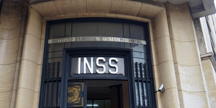 Aposentadoria, pensão e mais; Como garantir seus benefícios no INSS