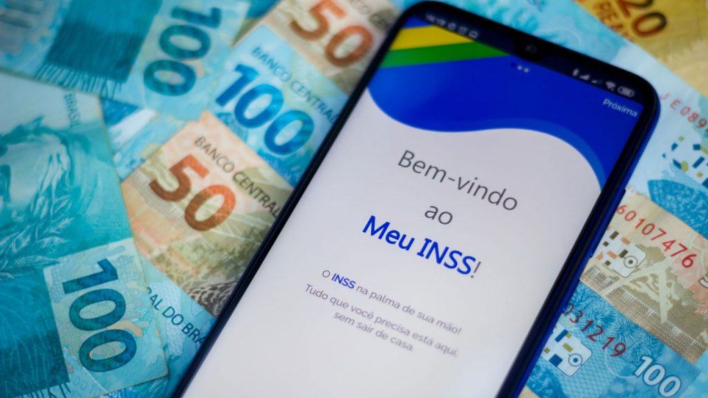 Atenção, beneficiários do INSS, 13º salário antecipado está quase confirmado!