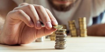 Colecionadores disputam moeda rara de 1998 marcada com a letra P!