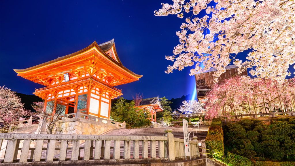 A cidade japonesa que virou tendência entre quem busca beleza e tradição! 