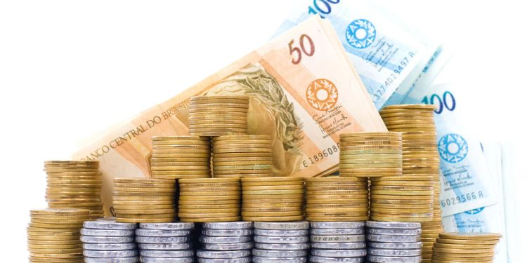 Veja 3 sinais que indicam se sua moeda de 1 real vale até R$ 10 mil
