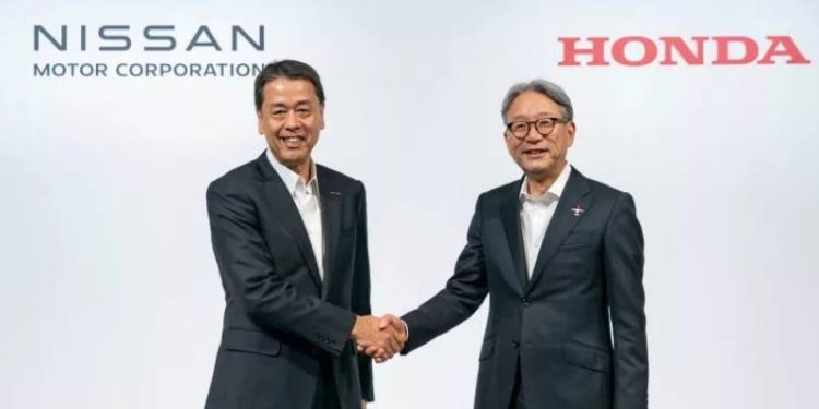 Nissan desiste de fusão com Honda e busca novo parceiro para fugir de dívidas