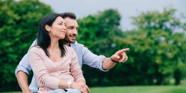 Mudança no INSS facilita benefício e surpreende famílias brasileiras