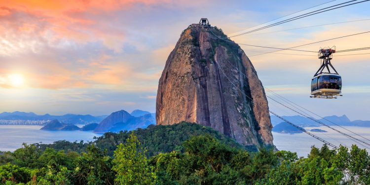 Conheça as cidades brasileiras que fazem sucesso no turismo