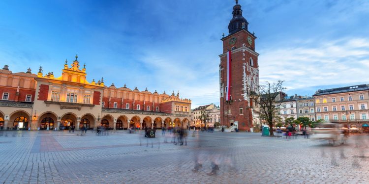 Cidade impressiona todos os turistas com sua arquitetura medieval