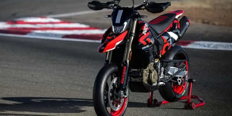 Nova Hypermotard 698 da Ducati chega para impressionar os motociclistas