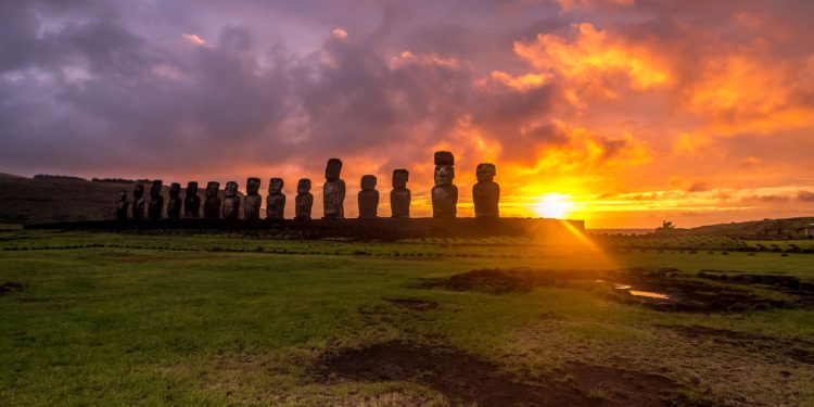 Pequena ilha no Oceano Pacifico está convidando todos para uma viagem