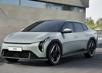 Kia apresenta os novos modelos elétricos EV4, EV2 e PV5 em uma revolução no mercado automotivo