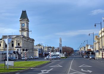 Oamaru é a cidade costeira que encanta a todos! Viagens aéreas ida e volta disponíveis