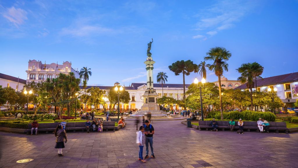 Conheça a capital do Equador com passagens por menos de R$ 2.600!
