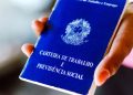 A lei das férias de quem trabalha de carteira assinada está em vigor e afetando brasileiros