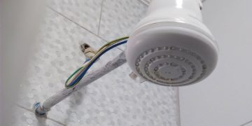 Método simples que faz você economizar 36% na conta de energia com esse detalhe no chuveiro