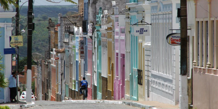Cidade nas margens do Rio São Francisco é uma das mais encantadoras do Nordeste
