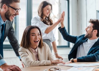 Trabalhadores brasileiros ficam em êxtase com novo salário mínimo!