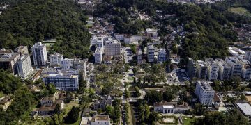 Cidade na Serra Fluminense encanta com clima ameno, qualidade de vida e natureza
