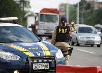 Milhares de brasileiros são alvos do 'golpe da PRF' e podem perder a CNH