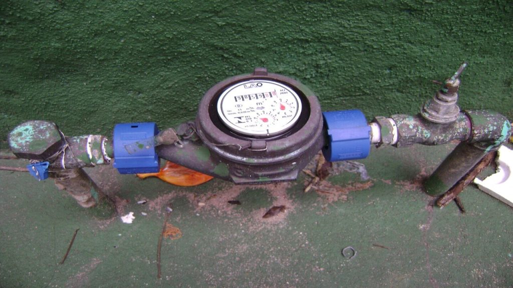 Novas regras do hidrômetro já estão em vigor em todo o Brasil