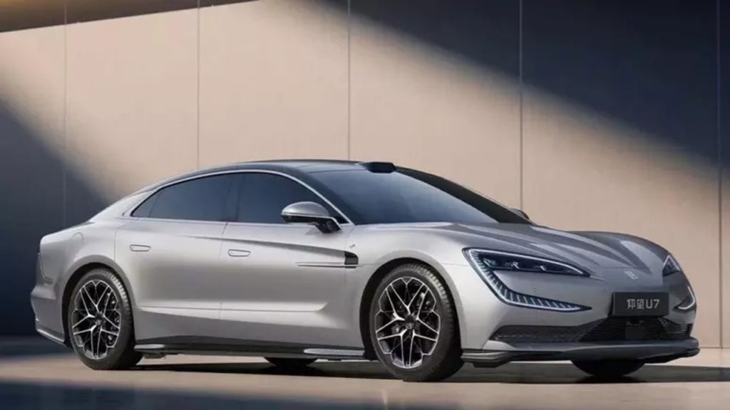 BYD lança novo modelo de luxo e conquista motoristas de todo o mundo!