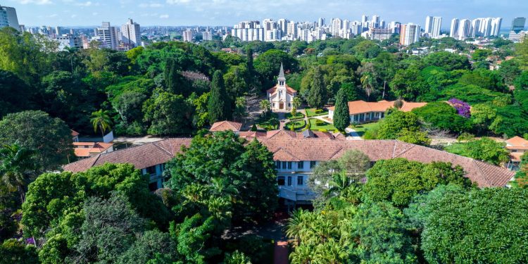 Cidade do interior paulista é conhecida por ter lindas montanhas