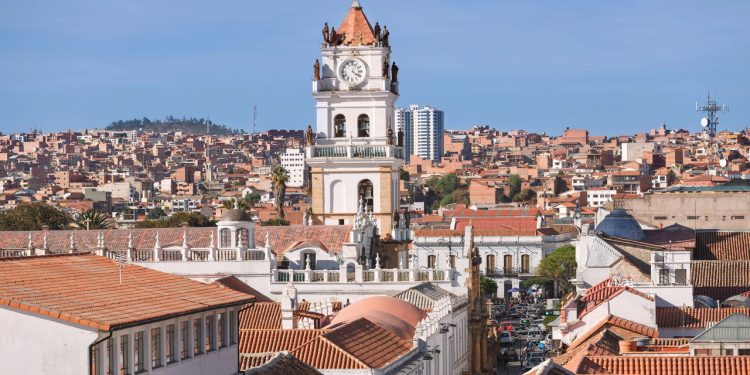 Sucre é a elegante capital da Bolívia que encanta com passagens aéreas ida e volta