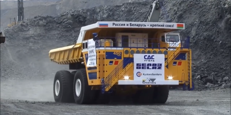 BelAZ 75710 - Foto: Wikimedia / Divulgação