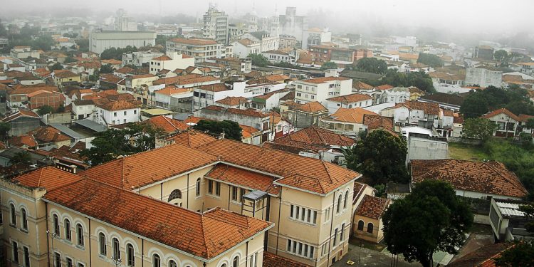Estas cidades brasileiras estão virando refúgio de quem quer gastar pouco