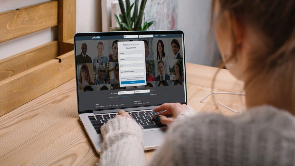 O impacto das redes sociais nas suas decisões de compra