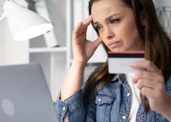 Conheça os gastos invisíveis que estão acabando com seu dinheiro