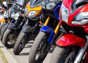 Motos por menos de R$ 15 mil que valem cada centavo