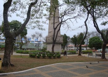 De polo industrial a cidade-modelo em saúde e educação