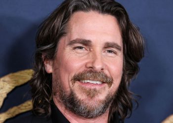 O ator que impressionou como Batman e construiu um legado inconfundível no cinema