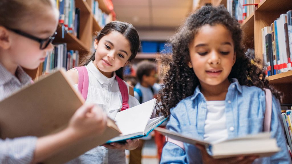 Crianças e adolescentes podem ser alvo disso e você precisa saber