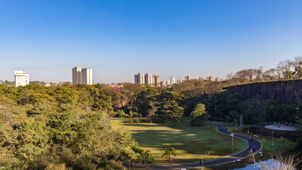 Por que tanta gente está se mudando para a “Califórnia Brasileira” no interior de São Paulo?