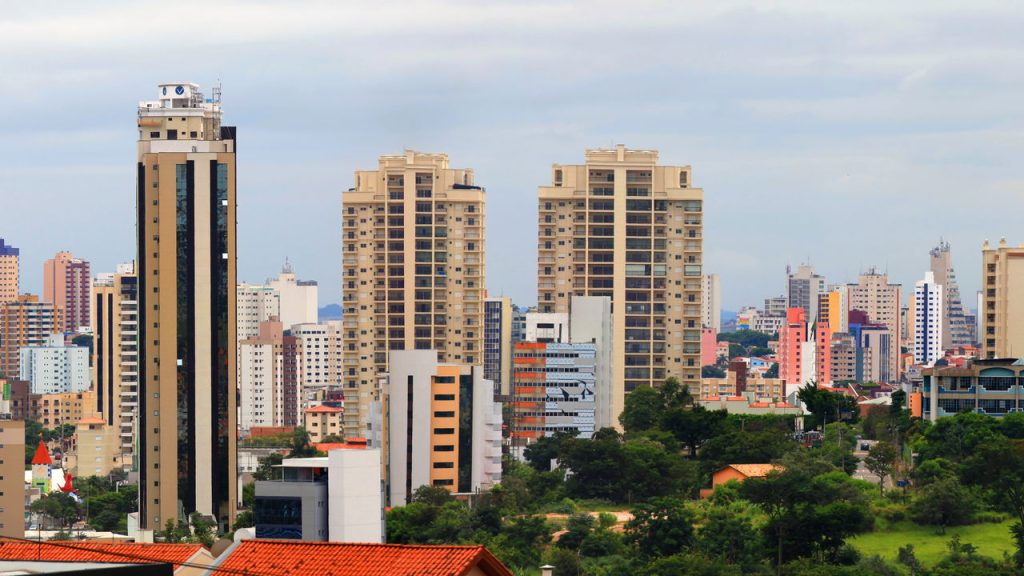 Esta cidade do interior de SP tem hospital modelo, universidades e transporte eficiente