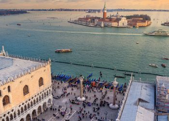 Essa cidade sem carros virou o desejo de quem busca uma vida fora do comum